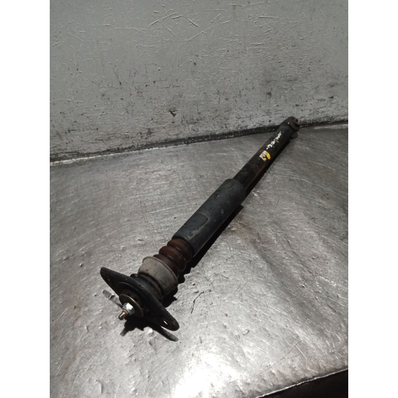 Recambio de amortiguador trasero derecho para hyundai accent iii sedán (mc) 1.4 gl referencia OEM IAM   