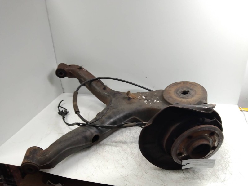 Recambio de mangueta trasera izquierda para mercedes vito combi 06.2003  115 cdi largo (639.703) referencia OEM IAM   