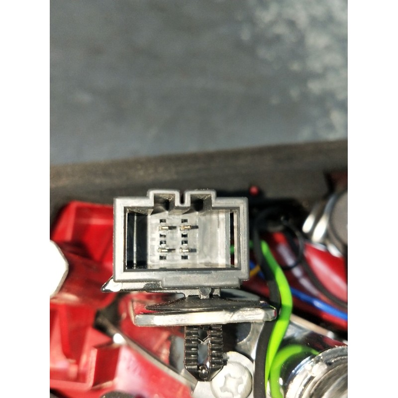 Recambio de piloto trasero derecho interior para audi a5 sportback (8ta) 2.0 tdi quattro referencia OEM IAM 8T0945094A  