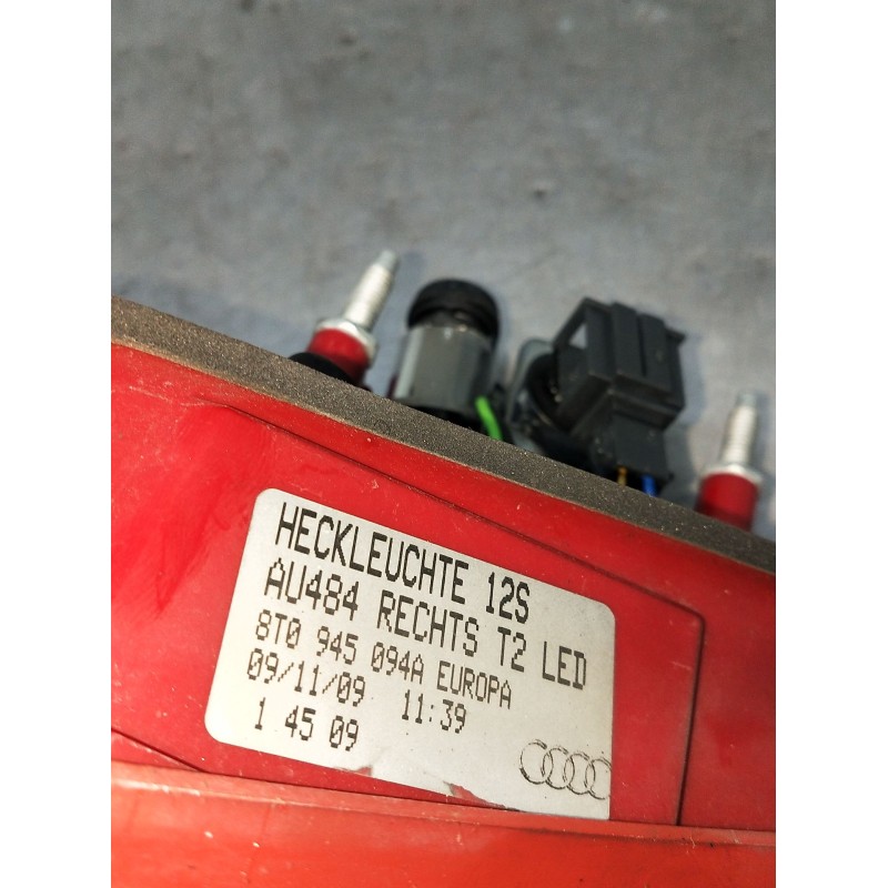 Recambio de piloto trasero derecho interior para audi a5 sportback (8ta) 2.0 tdi quattro referencia OEM IAM 8T0945094A  