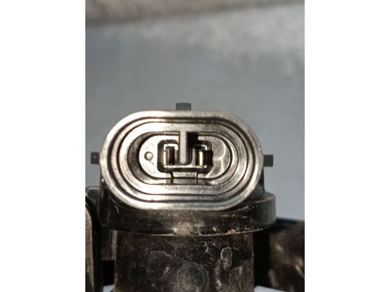 Recambio de faro antiniebla derecho para dacia sandero iii 1.0 tce 90 eco-g referencia OEM IAM 89208691 261500097R 