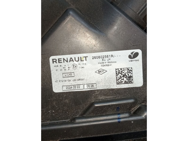 Recambio de faro izquierdo para dacia sandero iii 1.0 tce 90 eco-g referencia OEM IAM 260602561R  