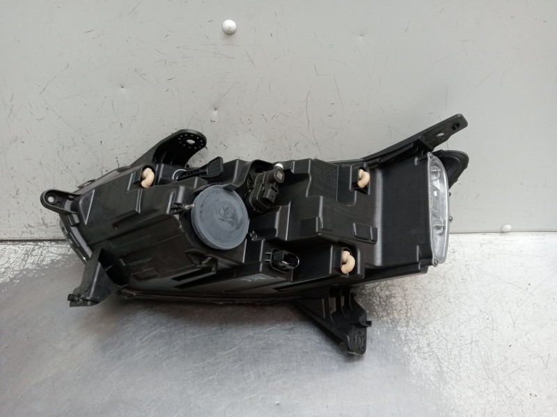 Recambio de faro derecho para dacia sandero iii 1.0 tce 90 eco-g referencia OEM IAM 260107920R  