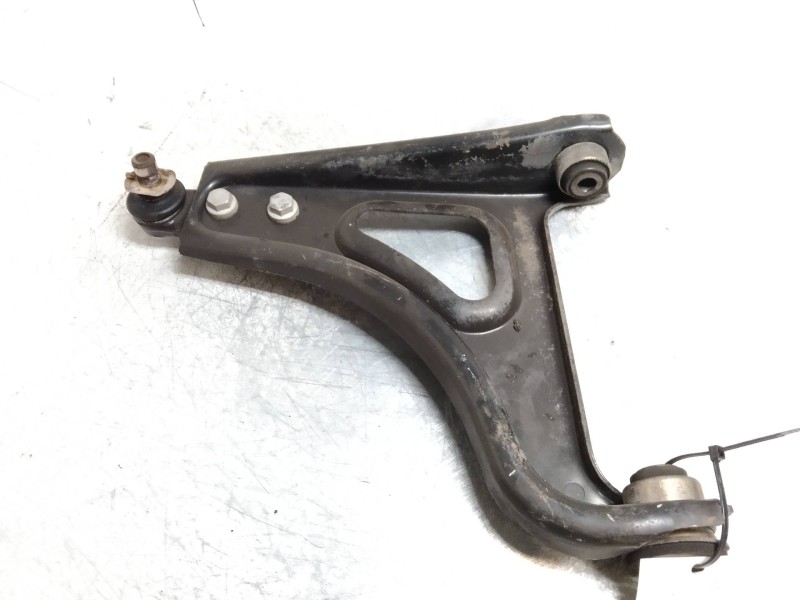 Recambio de brazo suspension inferior delantero izquierdo para renault twingo (co6) 1.3 cat referencia OEM IAM   