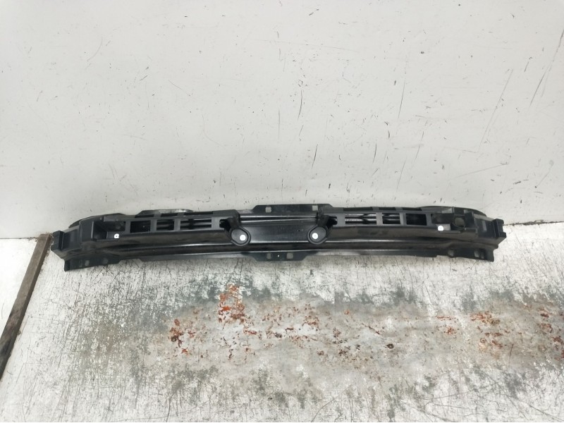 Recambio de refuerzo paragolpes delantero para dacia sandero iii 1.0 tce 90 eco-g referencia OEM IAM   