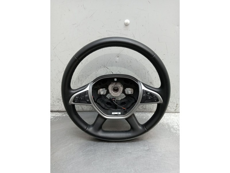 Recambio de volante para dacia sandero iii 1.0 tce 90 eco-g referencia OEM IAM 484007828R A023E97BA 