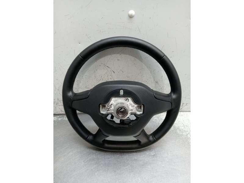 Recambio de volante para dacia sandero iii 1.0 tce 90 eco-g referencia OEM IAM 484007828R A023E97BA 
