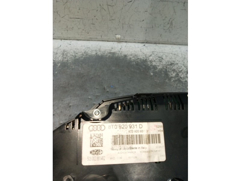 Recambio de cuadro instrumentos para audi a5 sportback (8ta) 2.0 tdi quattro referencia OEM IAM 8T0920931D  