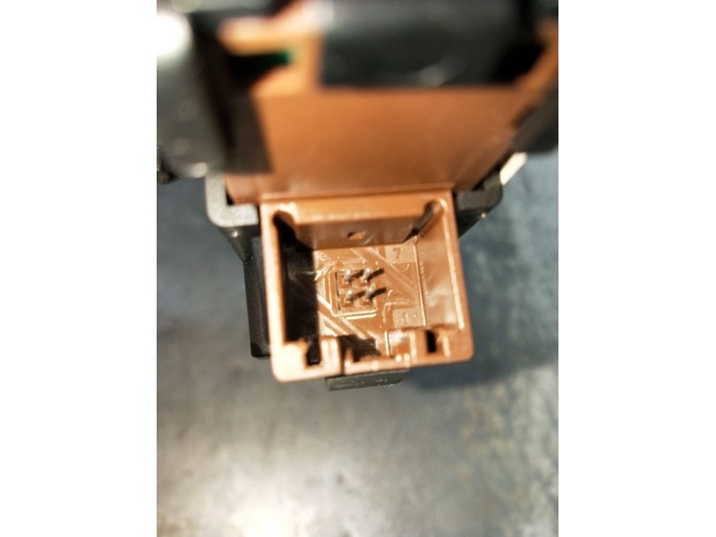 Recambio de mando multifuncion para audi a5 sportback (8ta) 2.0 tdi quattro referencia OEM IAM 8T0919606G  