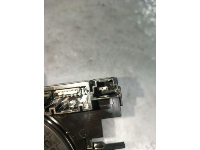 Recambio de kit airbag para dacia sandero iii 1.0 tce 90 eco-g referencia OEM IAM 683325800B  