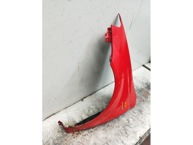 Recambio de aleta delantera izquierda para chevrolet aveo / kalos hatchback (t200) 1.4 16v referencia OEM IAM   