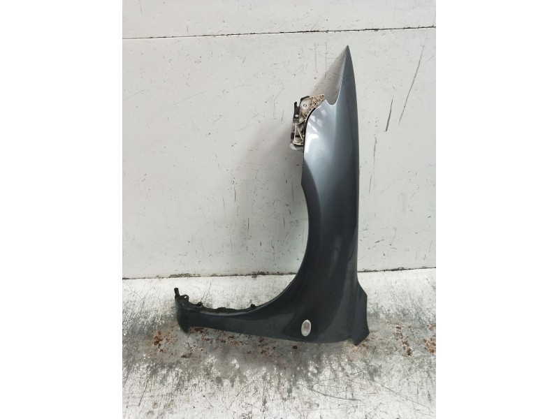 Recambio de aleta delantera izquierda para mazda 6 hatchback (gg) 2.0 di (gg14) referencia OEM IAM   