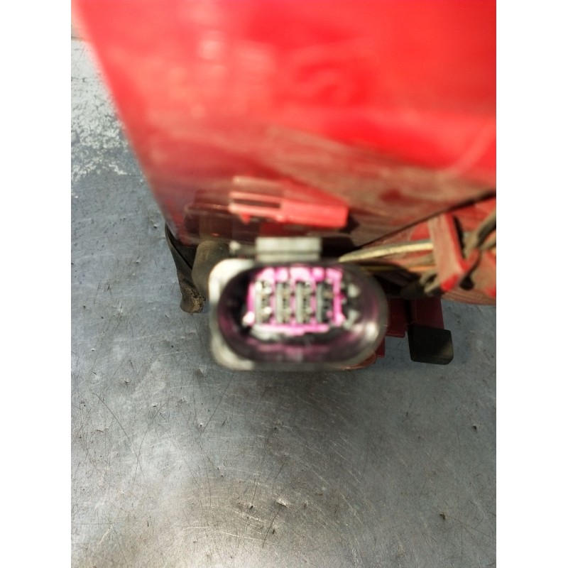 Recambio de piloto trasero izquierdo para audi a5 sportback (8ta) 2.0 tdi quattro referencia OEM IAM 8T8945095D  