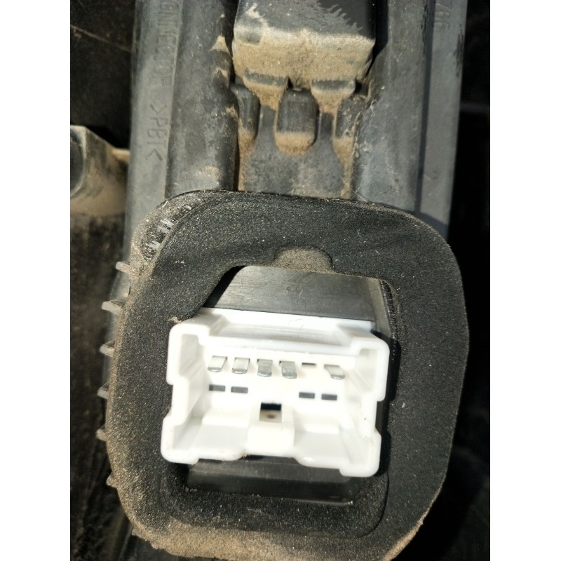 Recambio de piloto trasero izquierdo para renault kangoo / grand kangoo ii (kw0/1_) 1.5 dci 90 (kw05, kw08, kw0g, kw11) referenc