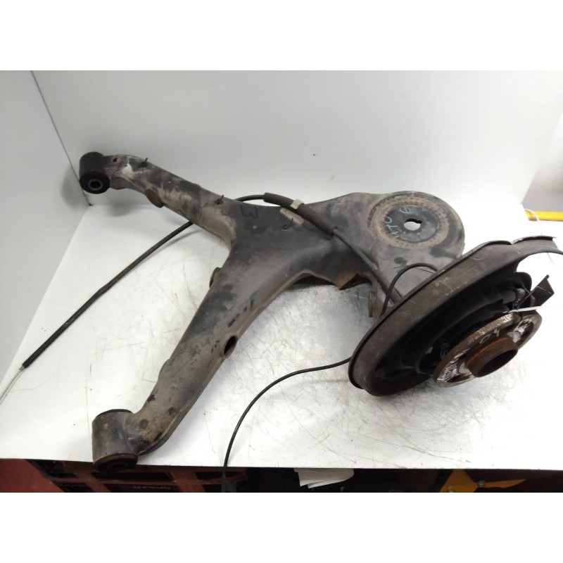 Recambio de mangueta trasera izquierda para mercedes vito caja cerrada 6.03  111 cdi largo (639.603) referencia OEM IAM   