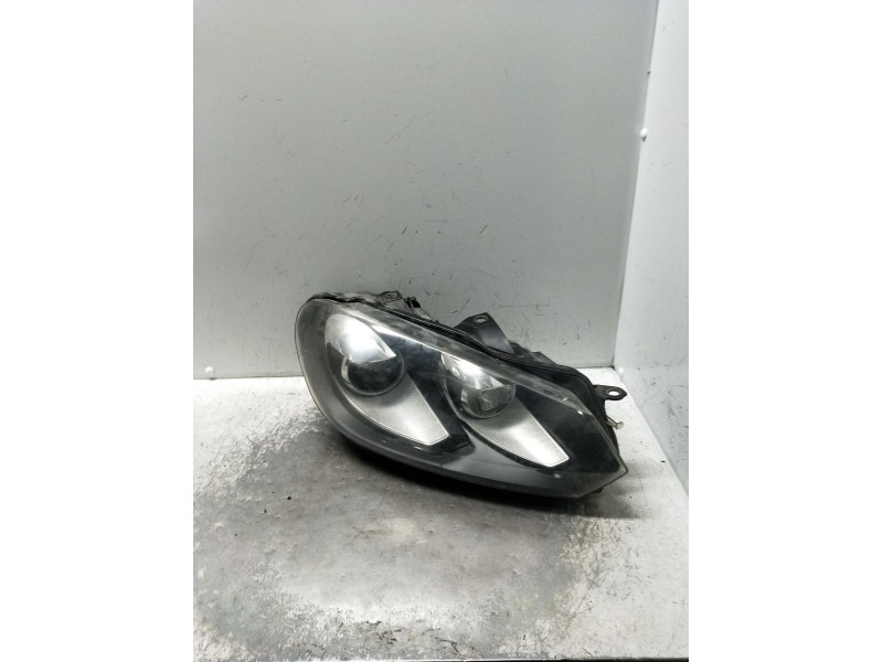 Recambio de faro derecho para volkswagen golf vi (5k1) 2.0 tdi referencia OEM IAM 7L6941329B 5K1941752C XENON1ZS00990202