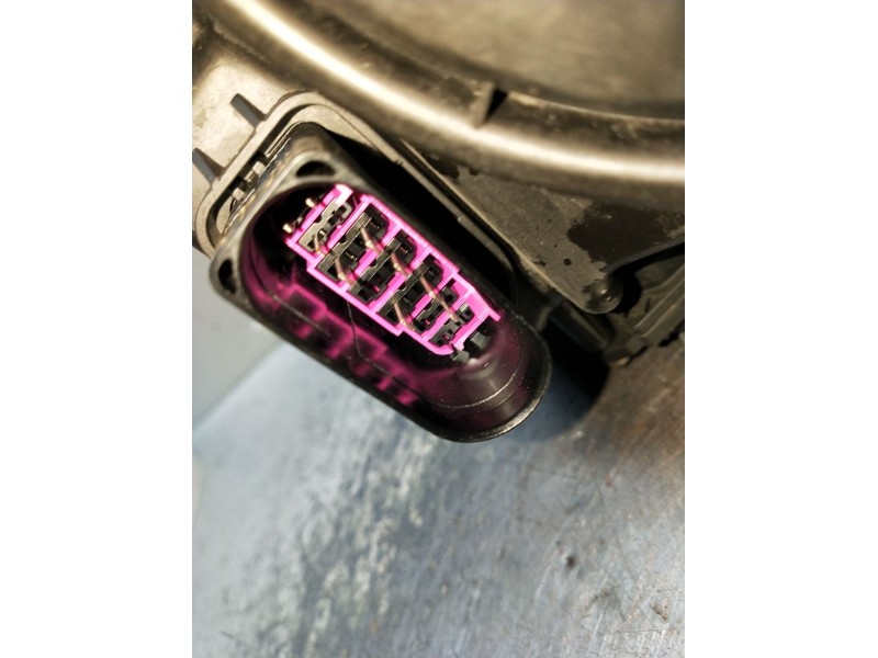 Recambio de faro derecho para volkswagen golf vi (5k1) 2.0 tdi referencia OEM IAM 7L6941329B 5K1941752C XENON1ZS00990202