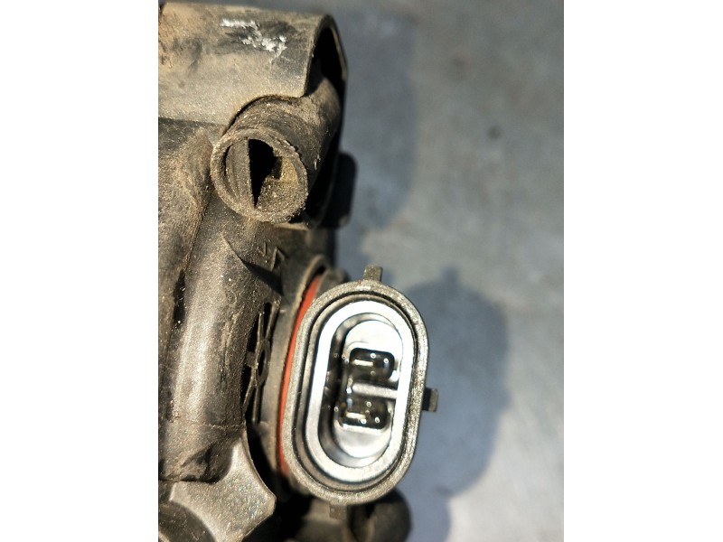 Recambio de faro antiniebla izquierdo para audi a5 sportback (8ta) 2.0 tdi quattro referencia OEM IAM 89205612 8T0941699 XENON