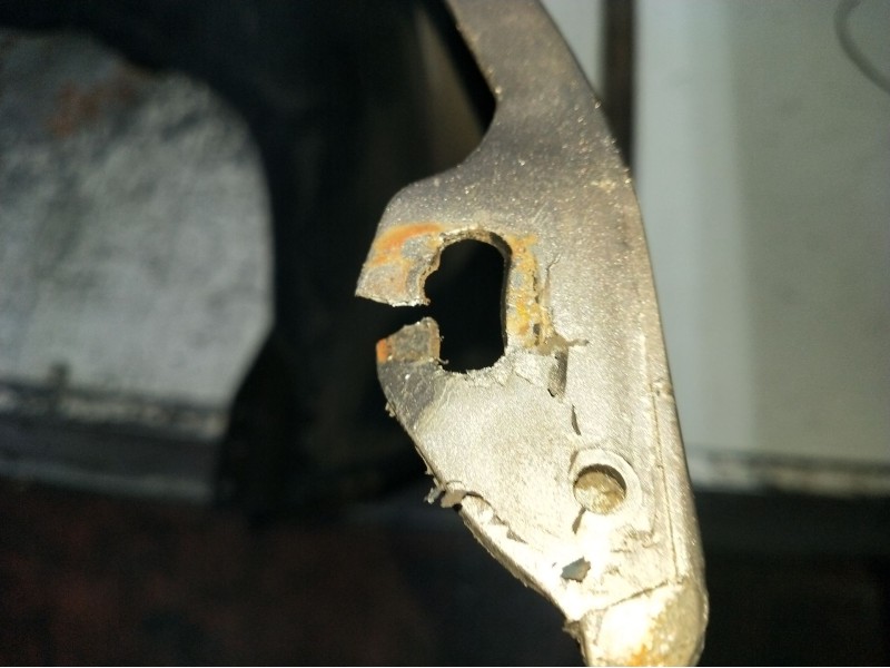 Recambio de paragolpes trasero para mazda 6 hatchback (gg) 2.0 di (gg14) referencia OEM IAM   