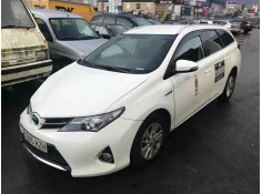 toyota auris touring sports (e18) del año 2014