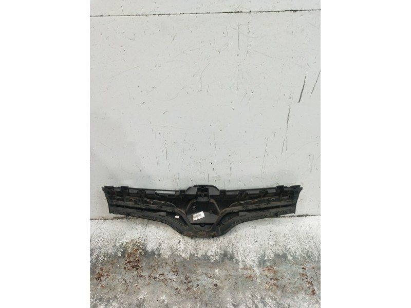Recambio de rejilla delantera para renault kangoo / grand kangoo ii (kw0/1_) 1.5 dci 90 (kw05, kw08, kw0g, kw11) referencia OEM 