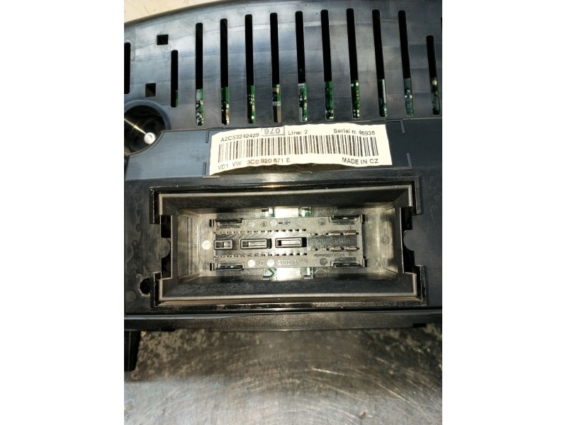 Recambio de cuadro instrumentos para volkswagen passat b6 (3c2) 2.0 tdi 16v referencia OEM IAM 3C0920871E A2C53242429 