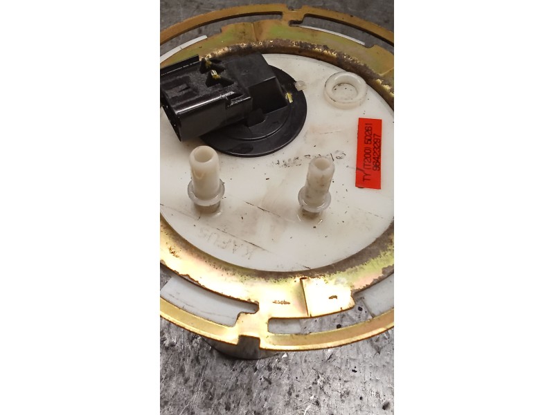 Recambio de bomba combustible para chevrolet aveo / kalos hatchback (t200) 1.4 16v referencia OEM IAM 96423297  