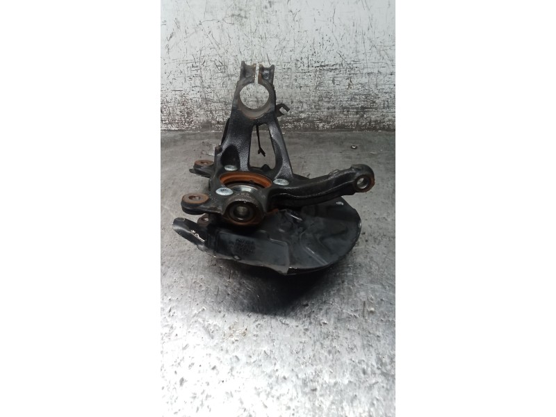 Recambio de mangueta delantera derecha para seat leon sc (5f5) 1.4 tsi referencia OEM IAM   