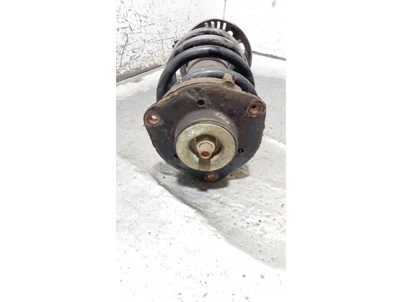 Recambio de amortiguador delantero derecho para seat altea xl (5p5) freetrack 4x4 referencia OEM IAM 1T0413031AB  