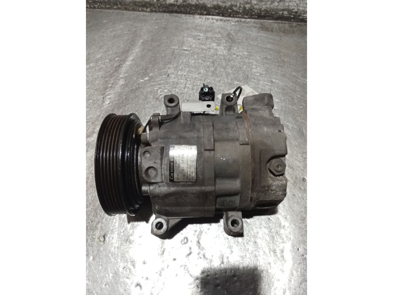 Recambio de compresor aire acondicionado para nissan primera (p12) 2.0 referencia OEM IAM 92600AU000  