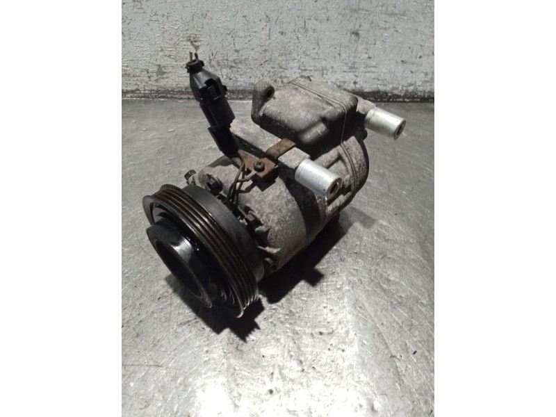 Recambio de compresor aire acondicionado para hyundai accent iii sedán (mc) 1.4 gl referencia OEM IAM F500CB5AAO6  