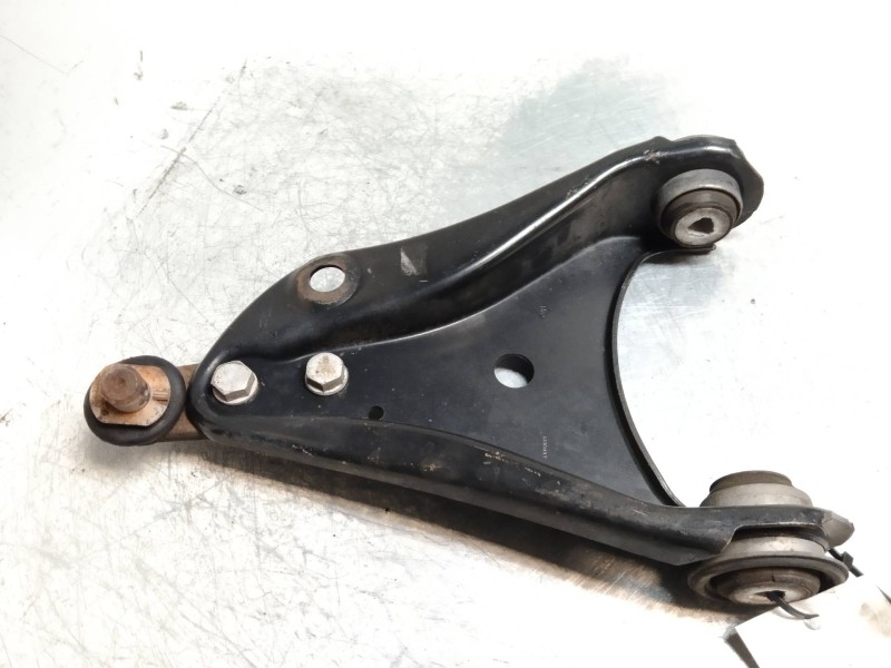 Recambio de brazo suspension inferior delantero derecho para renault twingo authentique referencia OEM IAM   