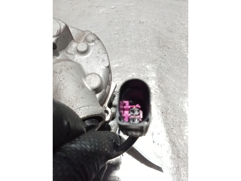 Recambio de compresor aire acondicionado para seat ibiza iii (6l1) 1.4 tdi referencia OEM IAM 6Q0820808D  