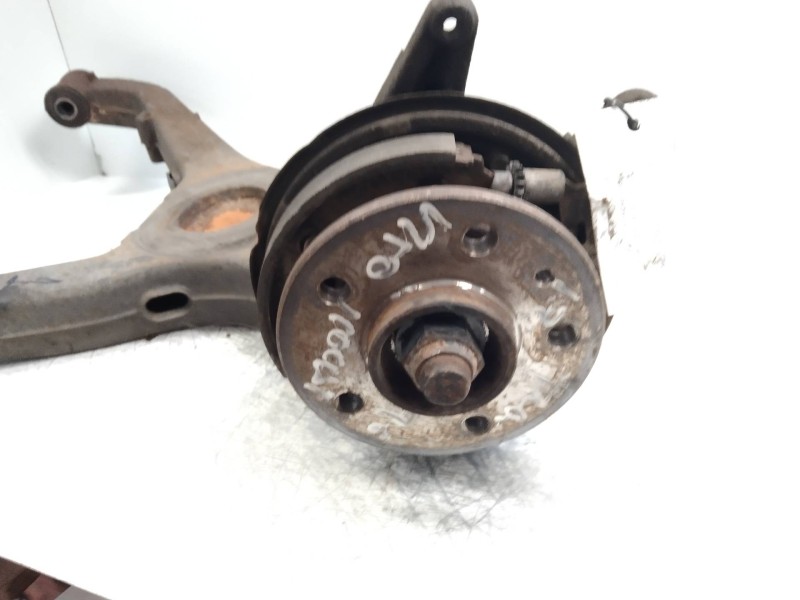 Recambio de mangueta trasera izquierda para mercedes vito (w638) caja cerrada 110 cdi  (638.094) referencia OEM IAM   