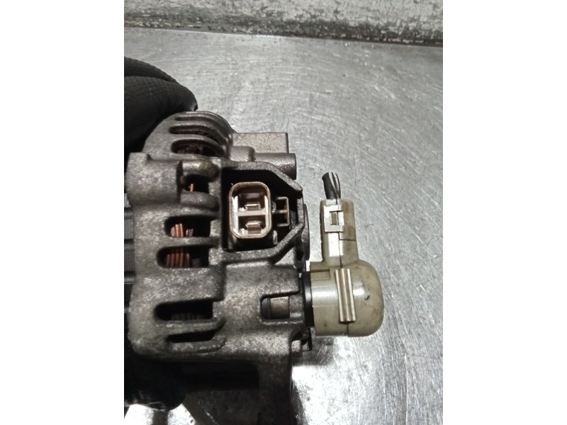 Recambio de alternador para mazda 6 hatchback (gg) 2.0 di (gg14) referencia OEM IAM A3TB4981 90A 
