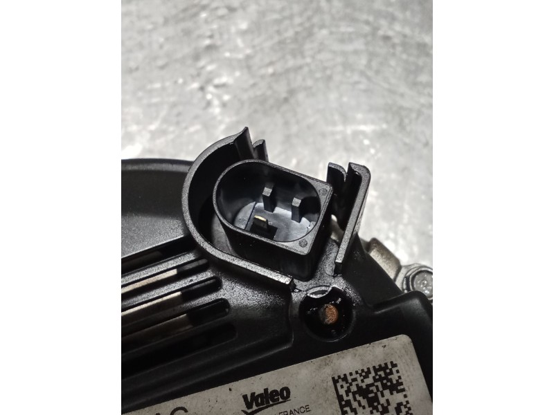 Recambio de alternador para seat leon sc (5f5) 1.4 tsi referencia OEM IAM 04C903023K 140A 