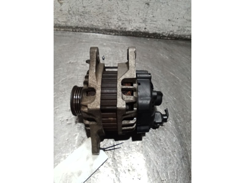 Recambio de alternador para hyundai accent iii sedán (mc) 1.4 gl referencia OEM IAM 3730022650 A0002655023 