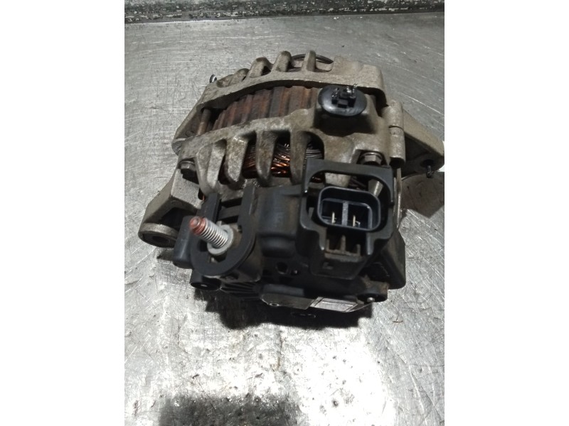 Recambio de alternador para hyundai elantra iii sedán (xd) 1.6 referencia OEM IAM 2655447  90A