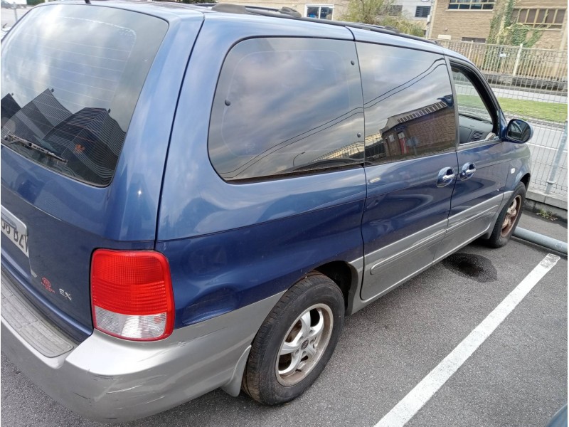 kia carnival ii del año 2002