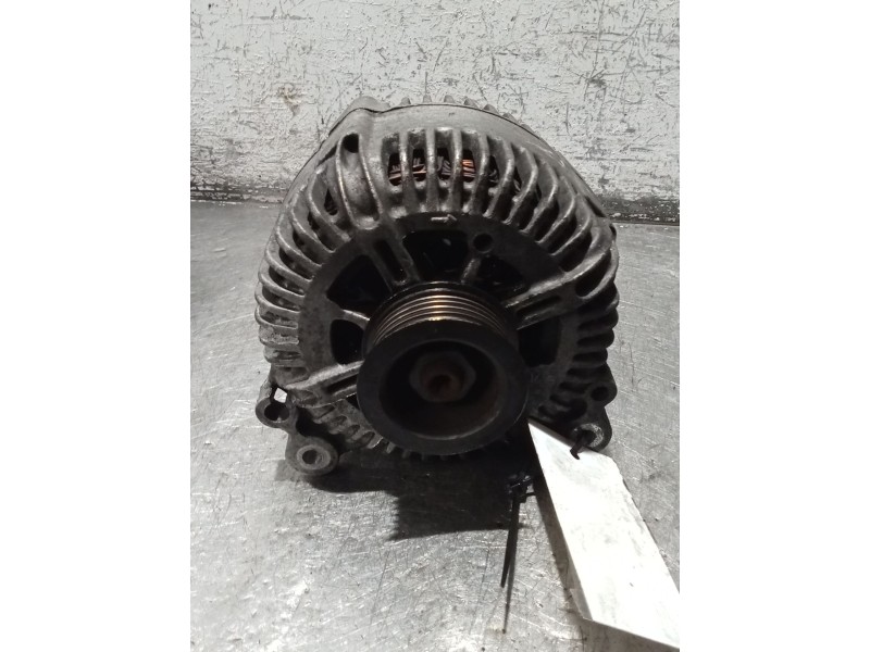 Recambio de alternador para audi a4 b7 (8ec) 3.0 tdi quattro referencia OEM IAM   