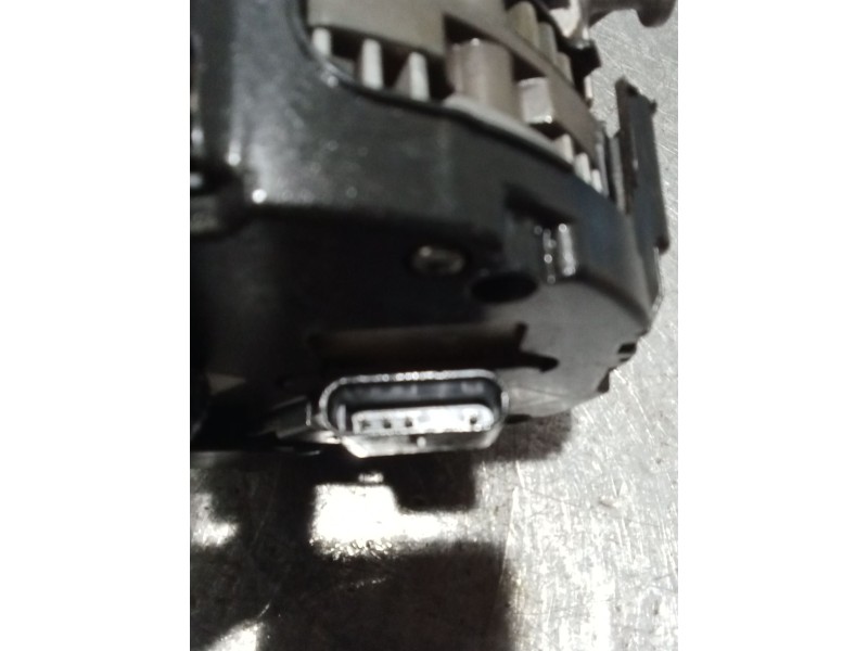 Recambio de alternador para ford puma (j2k, cf7) 1.0 ecoboost mhev referencia OEM IAM P1T111238BA  
