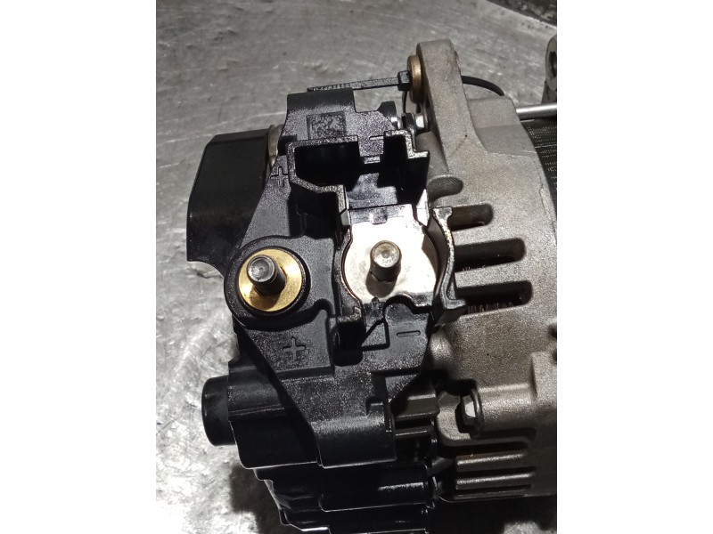 Recambio de alternador para ford puma (j2k, cf7) 1.0 ecoboost mhev referencia OEM IAM P1T111238BA  