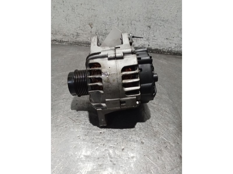Recambio de alternador para kia cee´d (jd) 1.6 gt referencia OEM IAM 373002B760 2616559 