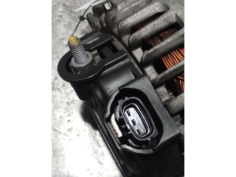 Recambio de alternador para kia cee´d (jd) 1.6 gt referencia OEM IAM 373002B760 2616559 