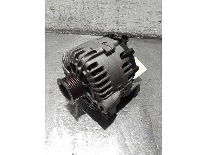 Recambio de alternador para bmw 1 (e87) 120 d referencia OEM IAM 0986080580 150A 
