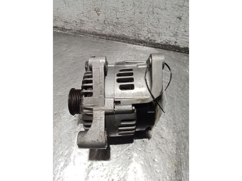 Recambio de alternador para bmw 1 (e87) 120 d referencia OEM IAM 0986080580 150A 