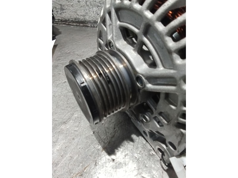 Recambio de alternador para volkswagen passat b6 (3c2) 2.0 tdi 16v referencia OEM IAM  180A 