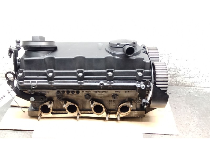 Recambio de culata para audi a4 b7 (8ec) 2.0 tdi 16v referencia OEM IAM 03G103378A BRE 