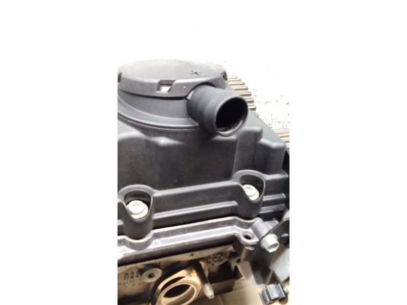 Recambio de culata para audi a4 b7 (8ec) 2.0 tdi 16v referencia OEM IAM 03G103378A BRE 