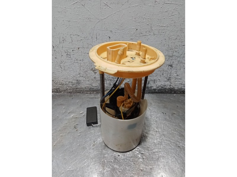 Recambio de bomba combustible para volkswagen golf vi (5k1) 2.0 tdi referencia OEM IAM 1K0919050J A2C5316111 